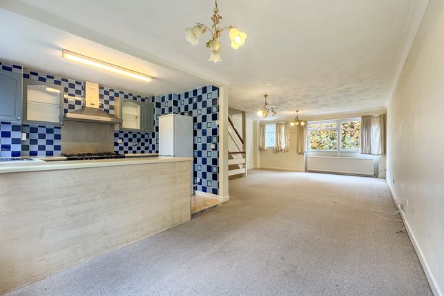 36 Carlton Court, Carlton Road, Harpenden photo 4