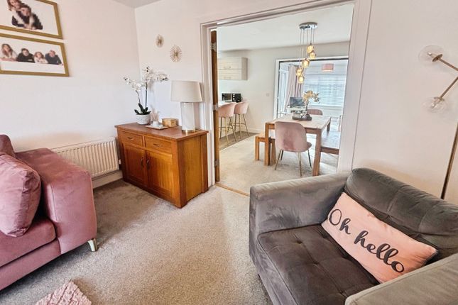 9, Hampden Road, Dunholme photo 4