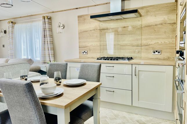 9, Foxhunter Residential Caravan Park, Ramsgate photo 4