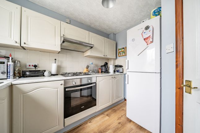 1365929-10-68Efcc...