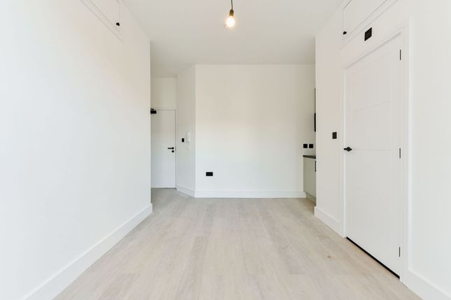 Montpelier Road, W5 2QS, Ealing photo 4