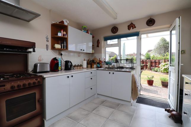 10, Martins Close, Burnham-On-Sea photo 2