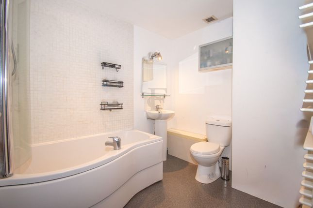 Flat 31, The Foister Building, Leicester photo 4