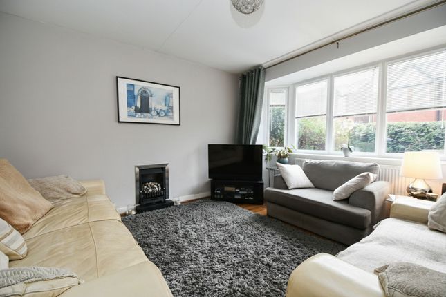 5 Osborne Road, Salford photo 2