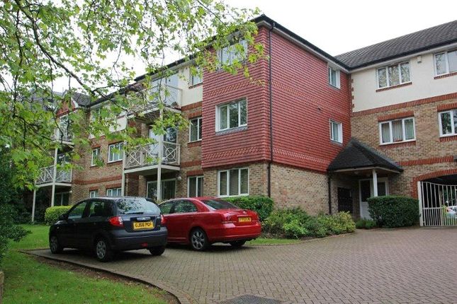 4, Freshford Court, Bromley photo 2