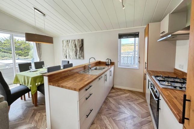 35 Gwel Teg, Praa Sands Holiday Village, Cornwall photo 4