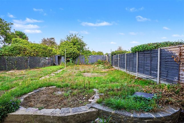 82/82a, Selwyn Crescent, WELLING photo 4