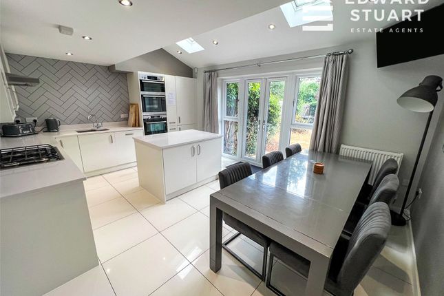 11, St. Johns Close, Cambridgeshire photo 2