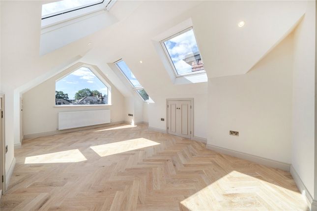 Flat 5, 32, Creffield Road, London photo 3