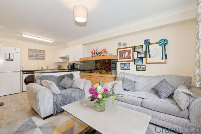 24, Timbers Court, Hailsham photo 2