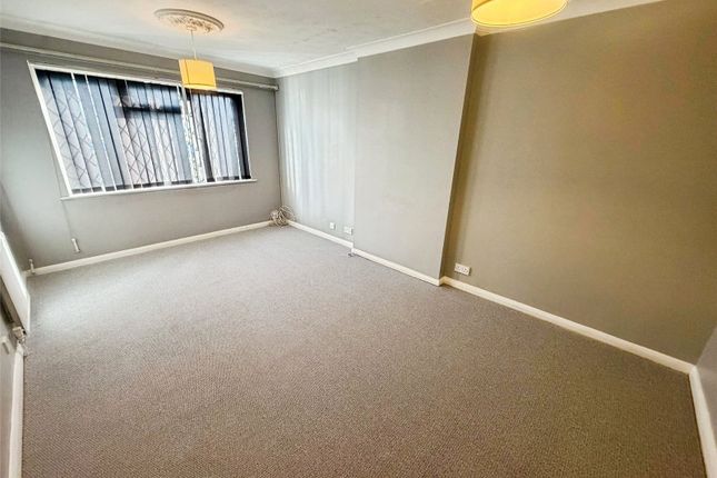 11, Churchill Road, Devon photo 2