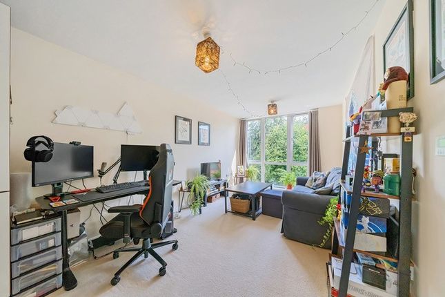 Flat for sale in Printing House Square, Guildford, West Surrey