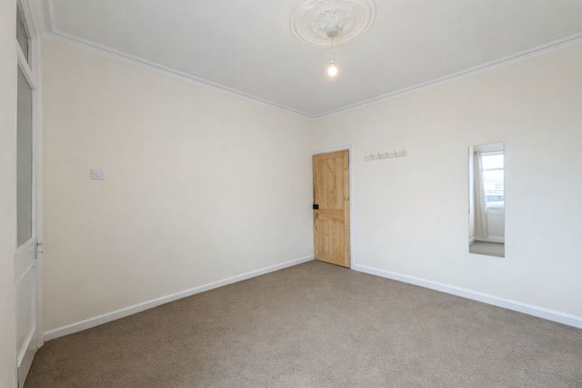 36, Avenue Road, Norwich photo 3