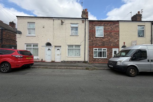 2-bed house on 42, Widnes, £850/mo