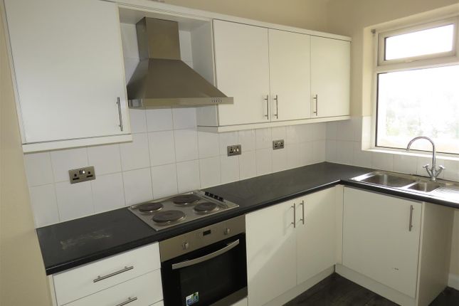 83, Regent Court, Sheffield photo 2