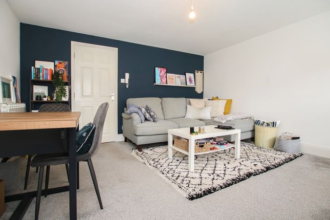 Flat 4, 15 Sausmarez Street, St Peter Port photo 4