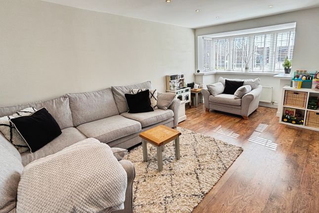 31, Flinders Way, Cherry Willingham photo 3