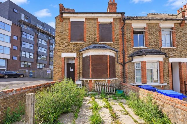 4 Bedroom Terraced in HA2 8AW