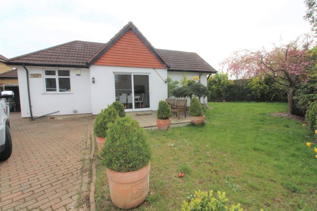 Thumbnail Bungalow to rent in Patanden Lodge, Cheshunt