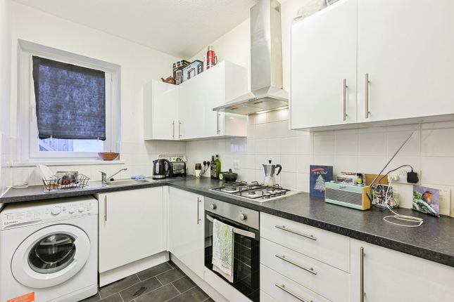 9, Chedworth Street, Devon photo 4