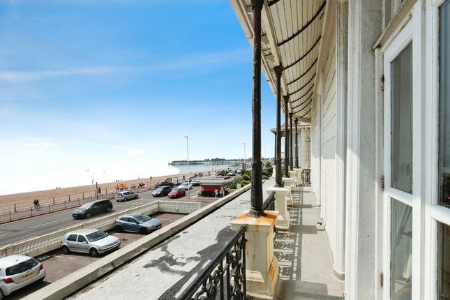 8, The Queens Apartments, Robertson Terrace, Hastings photo 2