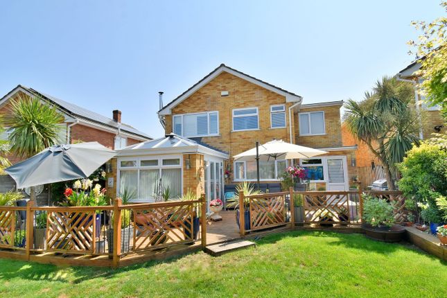 22, Wollaton Road, Ferndown photo 2