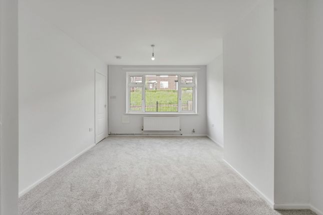 66, Lightbounds Road, Greater Manchester photo 4