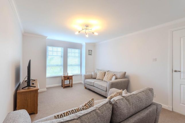1/1 51, Castlefield Court, Millerston photo 4