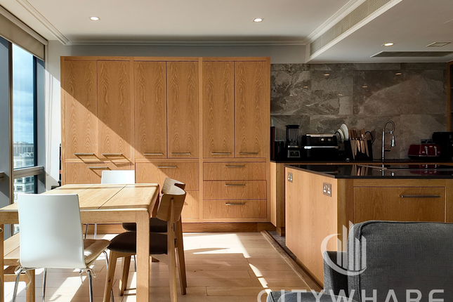 Apartment 3006, London photo 2