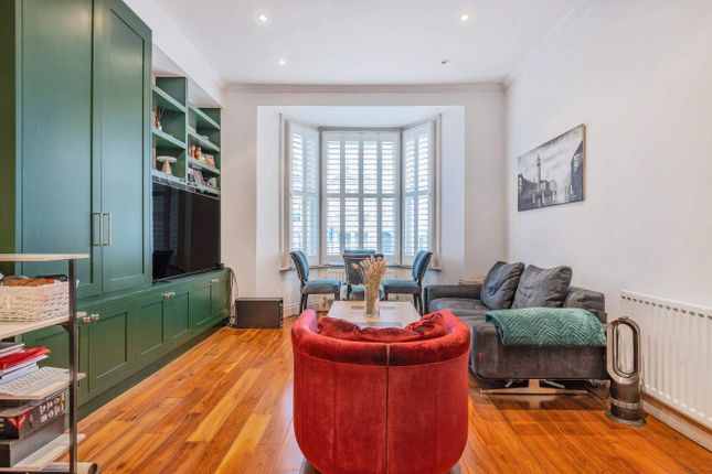 Flat for sale in Harwood Road, London