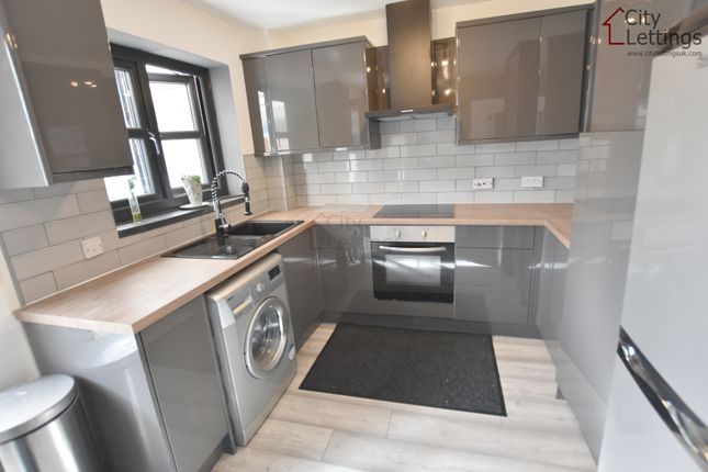 53, Heron Drive, Lenton photo 2