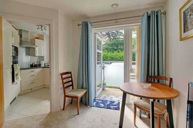 Flat for sale in Addington Road, Sanderstead, South Croydon