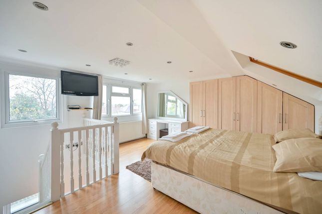 Terraced house to rent in Windermere Road, Kingston Vale, London