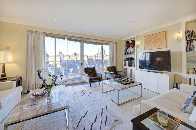 Thumbnail Flat for sale in Egerton Gardens, South Kensington, London