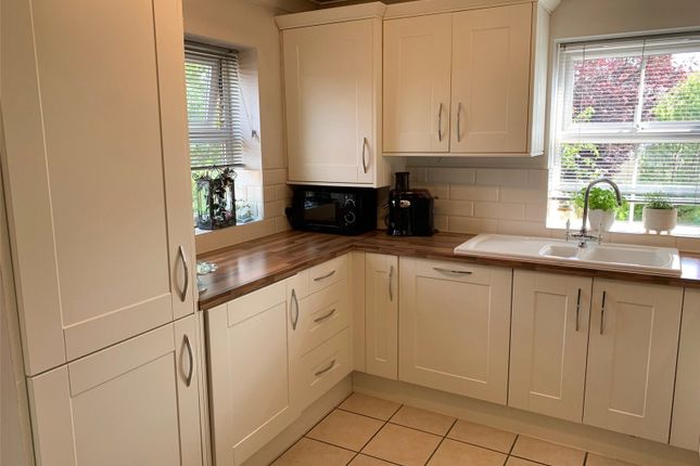 Flat 5, Lime Tree Court,, Stephenson Close, Berkshire photo 4