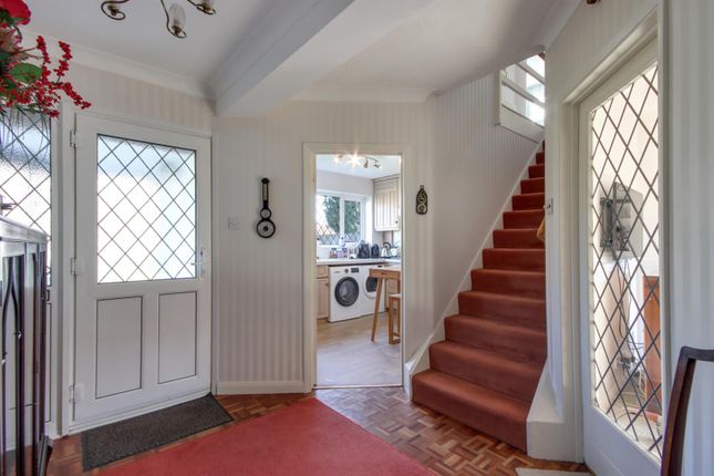 1, Derby Close, Hildenborough photo 5