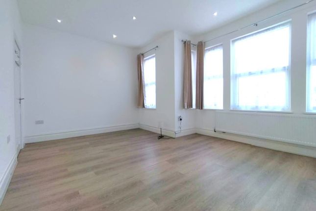 18B, Frome Road, London photo 4