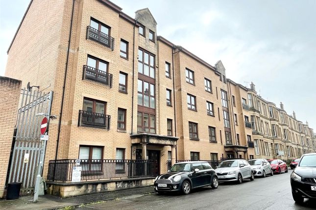 Thumbnail Flat for sale in Grant Street, Charing Cross, Glasgow