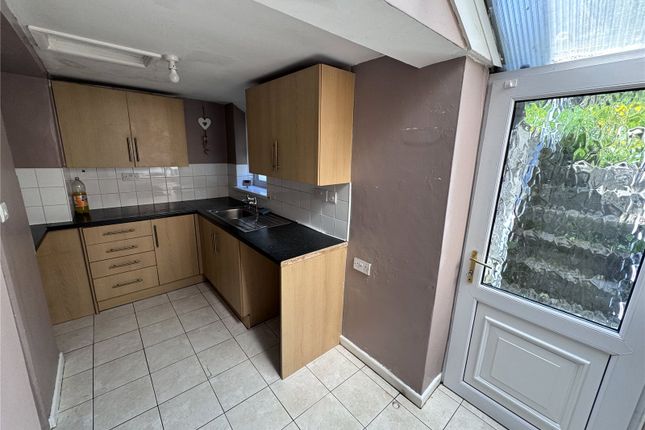 8, High Street, Rhondda Cynon Taff photo 4