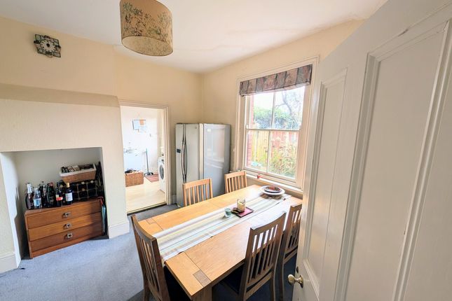 87, Park Road, Cowes photo 4