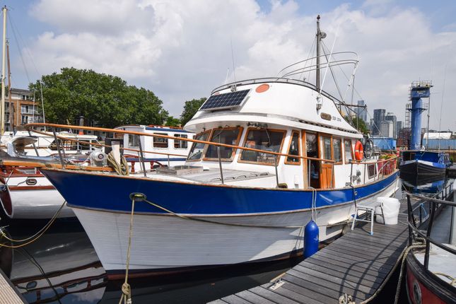 South Dock Marina, Rope Street, London photo 3