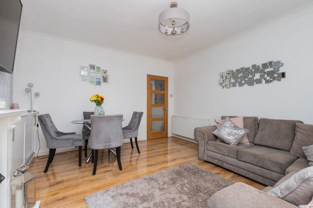 27 Dunlop Street, Linwood photo 4