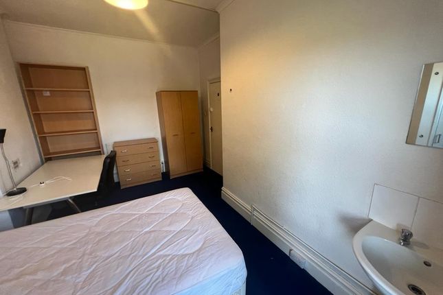 Room to rent in Melbourne Road, Earlsdon, Coventry