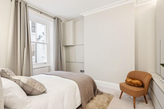 Flat to rent in Drayton Gardens, London