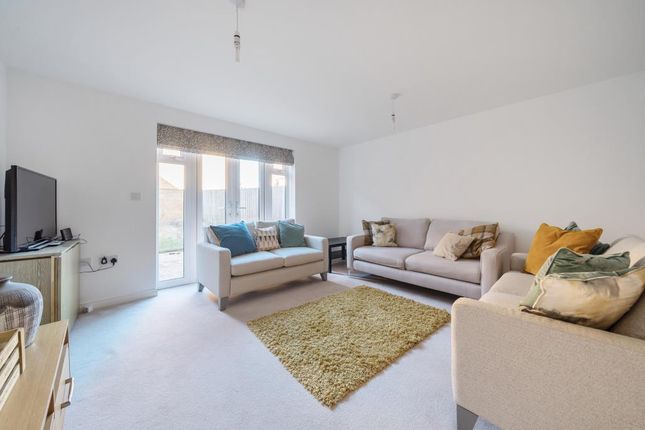 Terraced house for sale in Didcot, Oxfordshire