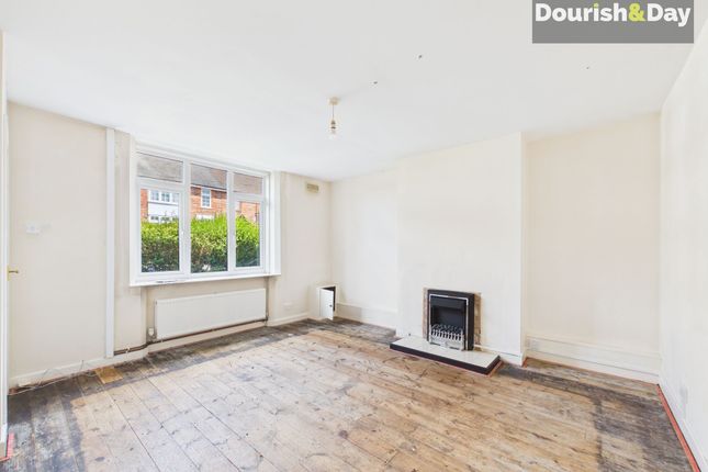 2 Princes Street, Stone photo 2