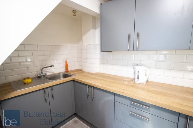Room 5, 13 Currie Road, Newark photo 5