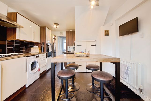9, Upper Stoneyfield, Harlow photo 4