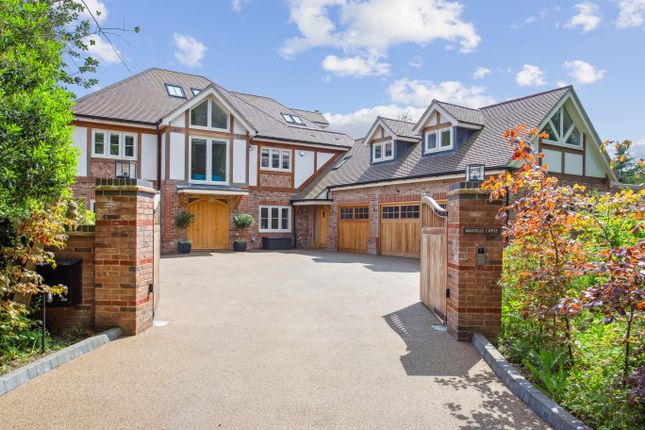 Thumbnail Detached house for sale in Cross Lane, Harpenden