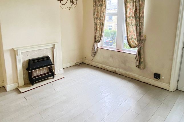 146, Commonside, Batley photo 3